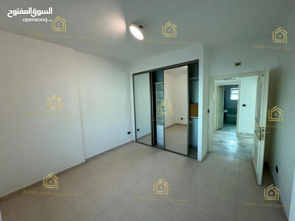 روف فارغ - عبدون - 5نوم 2ماستر - أرقى مناطق عبدون