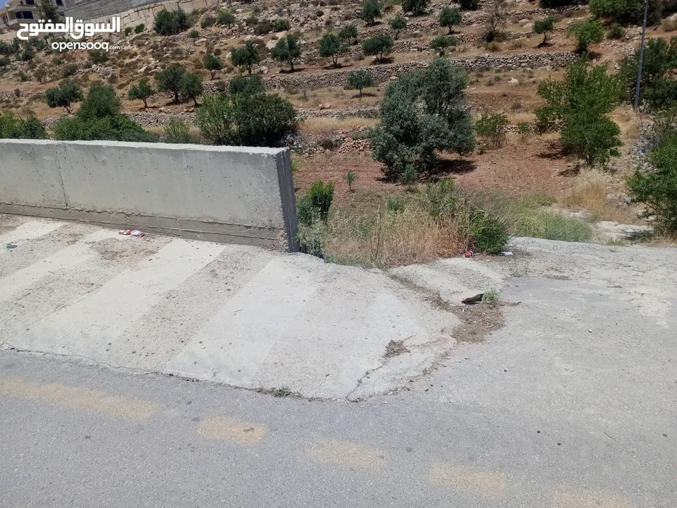 اربع مربعة وموقعها بجنن