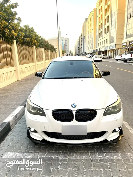 BMW 525i 2006 v6 وارد اليابان ممشى 186 الف كيلو متر فقط السيارة نظيفة جداً بدون مشاكل او اعطال