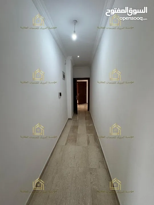 شقة سوبر ديلوكس - النخيل - 4نوم 2ماستر - 250م - بلكونتين بإطلالــــه مميزة - قرب الخدمات العامة