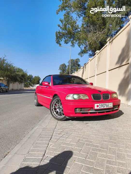 For sale or exchange bmw e46 330ci convertible 2002 gcc