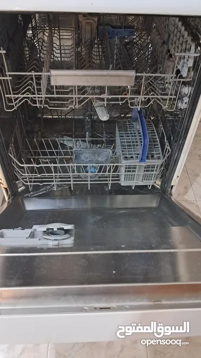BEKO Dishwasher DFN 6833 6 Place Settings White جلاية بيكو DFN 6833 6 برامج لون ابيض