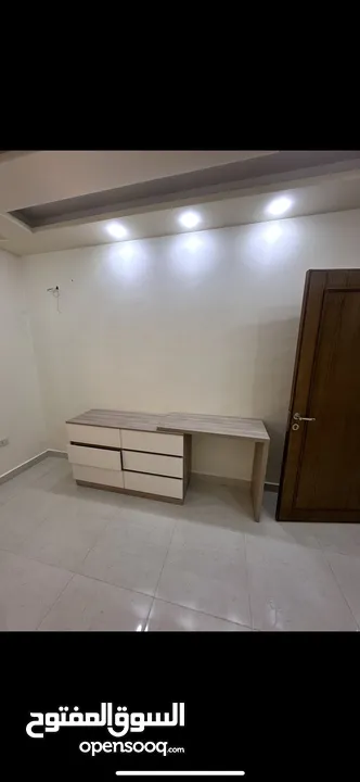 شقة جديدة غير مسكونة للبيع في طبربور مع مكيفات جداد و مطبخ راكب