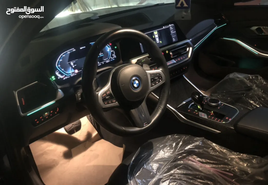 BMW 330e 2022