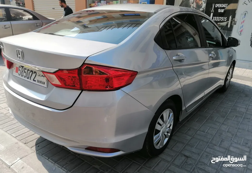 For sale Honda city 2017 model low mileage 87.000.km