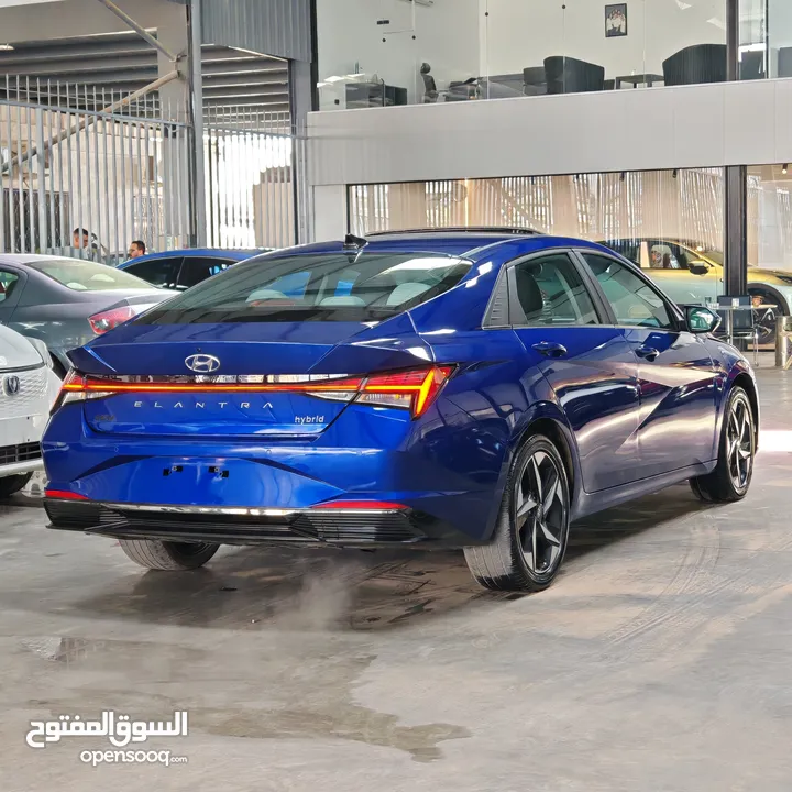 2022 HYNDAI ELANTRA HYBRID LIMITED وارد امريكي