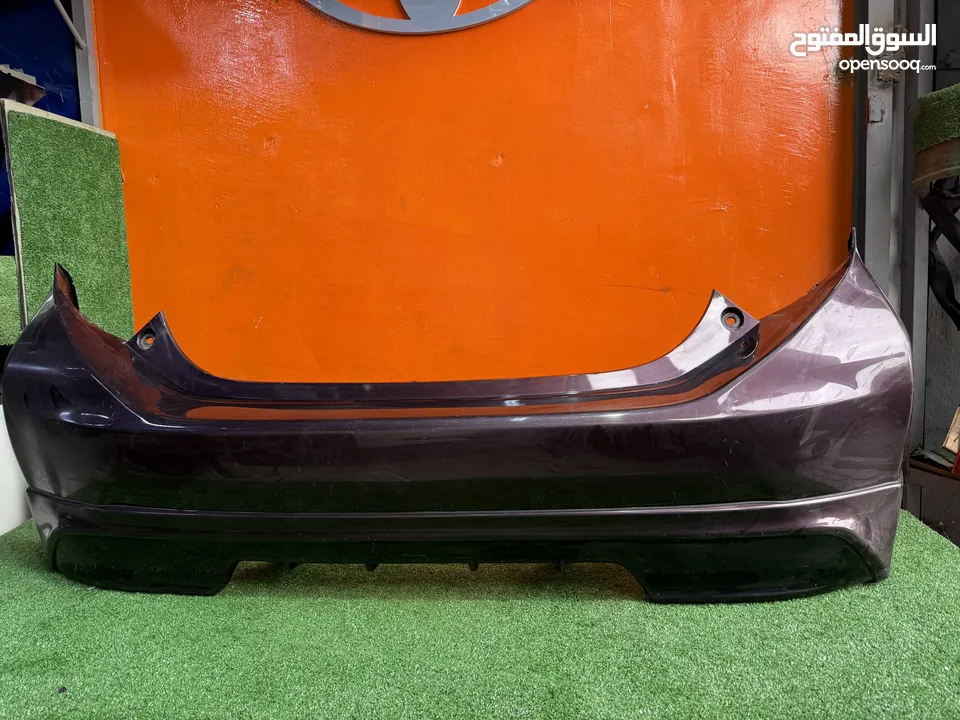 طمبون خلفي بريوس سي 2012-2014  اصلي معدل مستعمل بحالة جيده موضوح بصور  Toyota Prius c 2012-2015