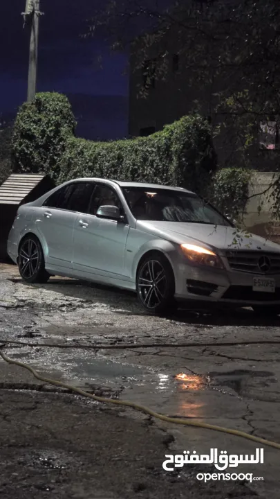 مرسيدس c200 بنزين