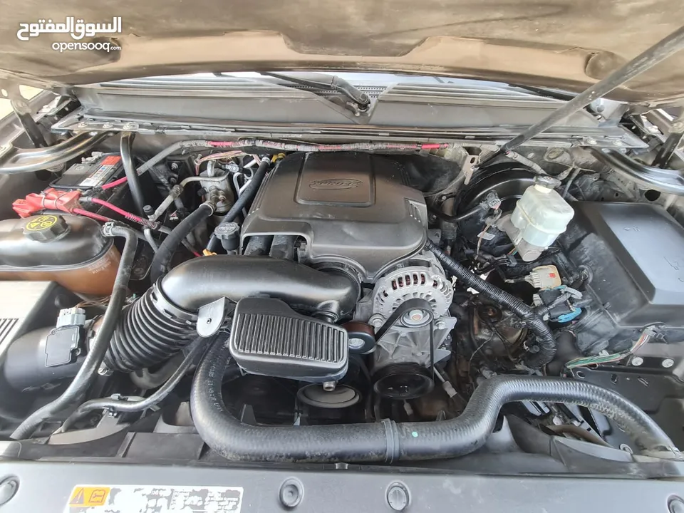 Chevrolet tahoe LTZ V8 2012 price 37,000AED