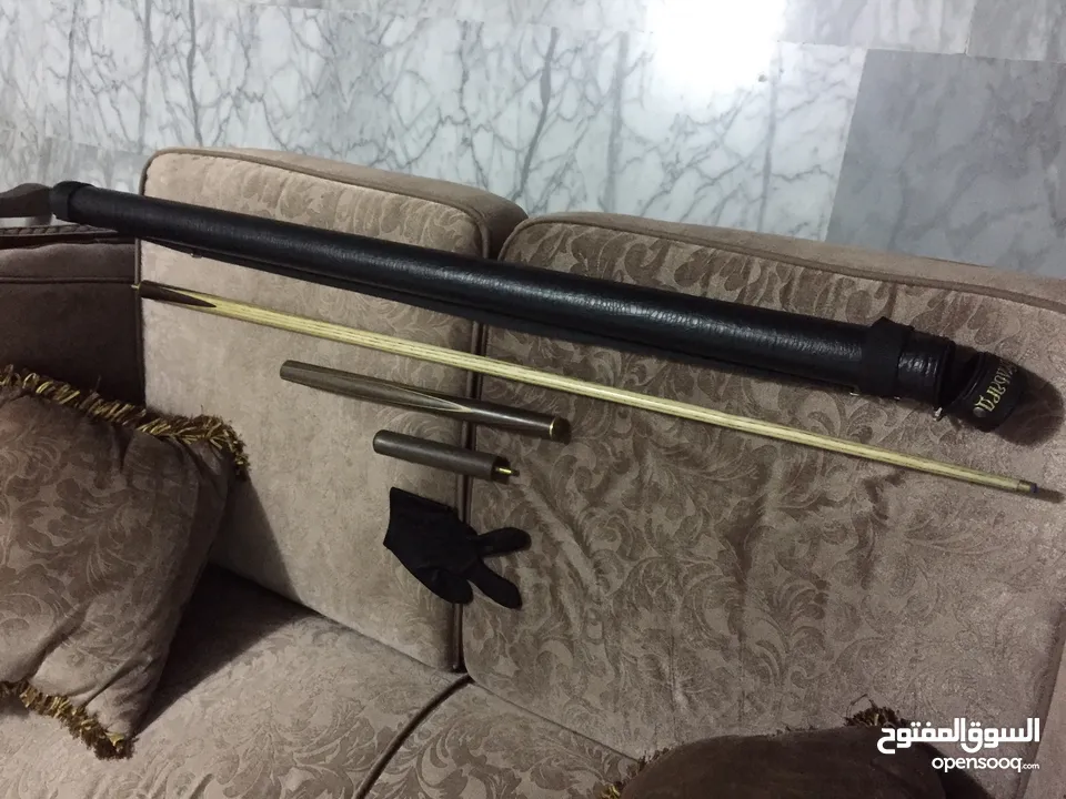 Snooker cue (used like new)