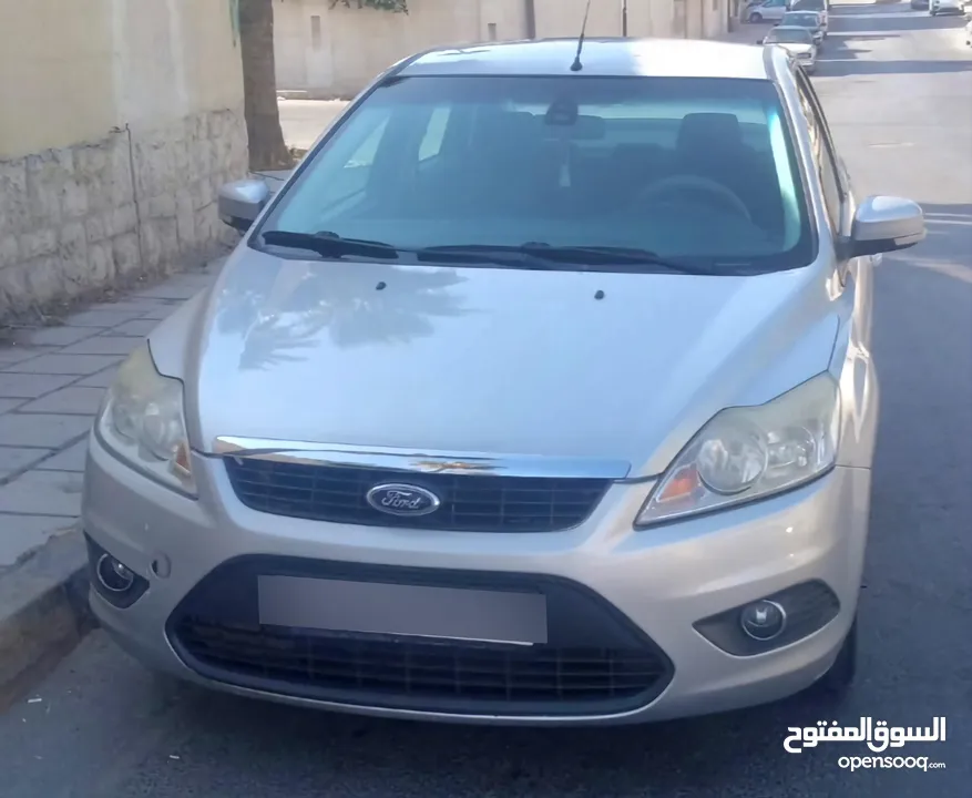 فورد فوكس 2011 بنزين تيبترونك فحص كامل لون سلفر بحالة الوكالة