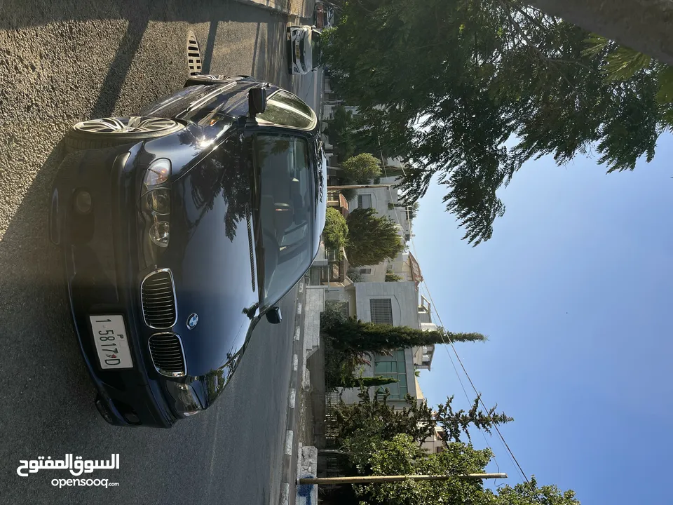 BMW 320i 6 cylinder