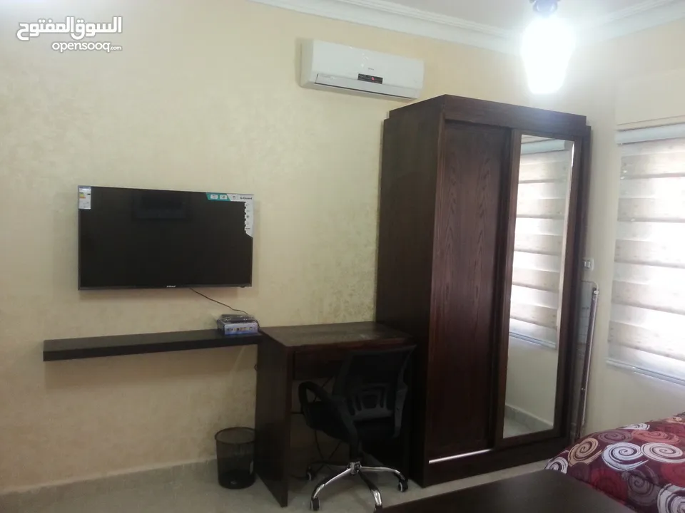 استديو مفروش للإيجار (مجهزة لشخص واحد) مقابل البوابة الشمالية تبعد عن البوابة 10 دقائق