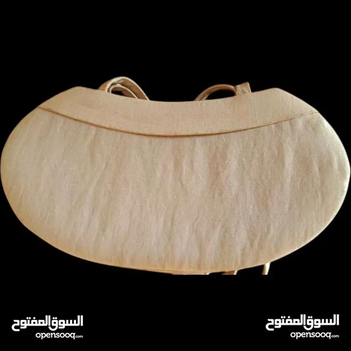 بازااااار الدينااااار اي قطعه بدينار واحد فقططط
