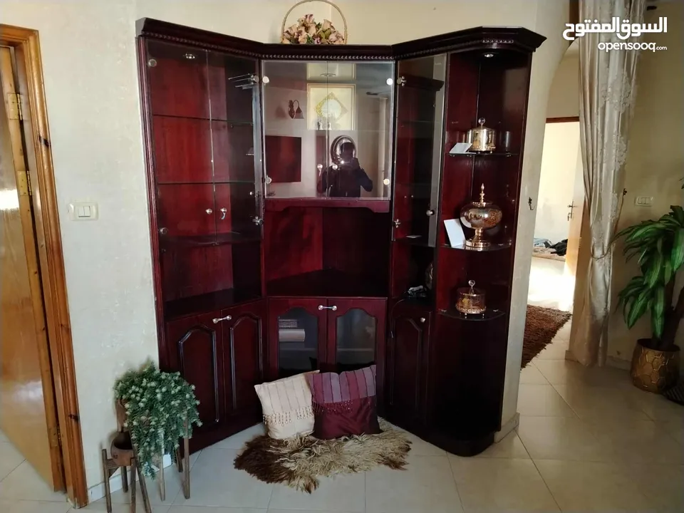 اثاث مستعمل في حالة ممتازة