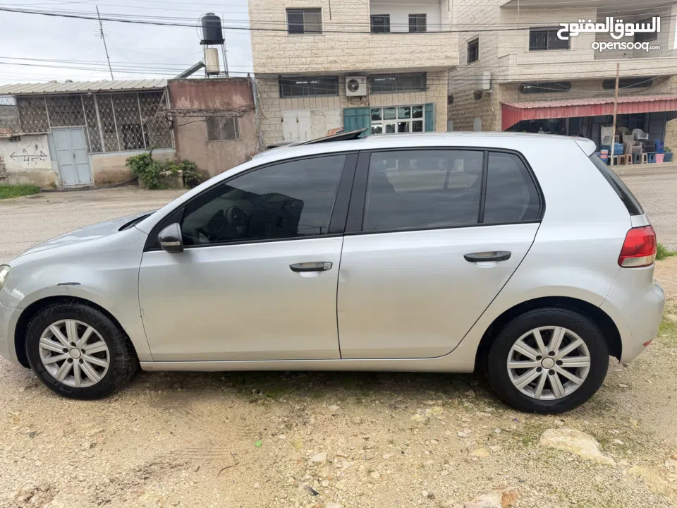 جولف 2009 للبيع