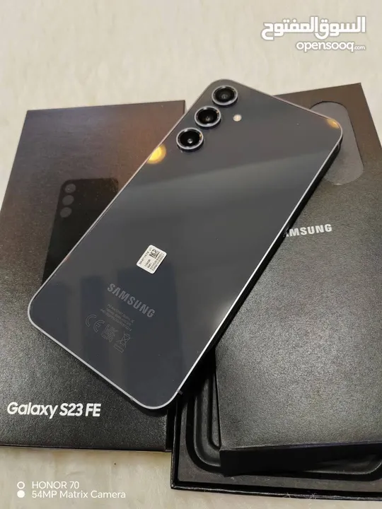 مستعمل اخو الجديد Samsung S23 FE 5G رام 16 جيجا 128 و 256 عربي شرق اوسط أغراضة والكرتونه متوفر توصيل