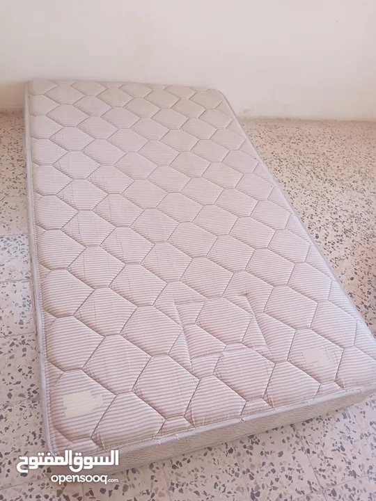 فرشة زمبركية طبية