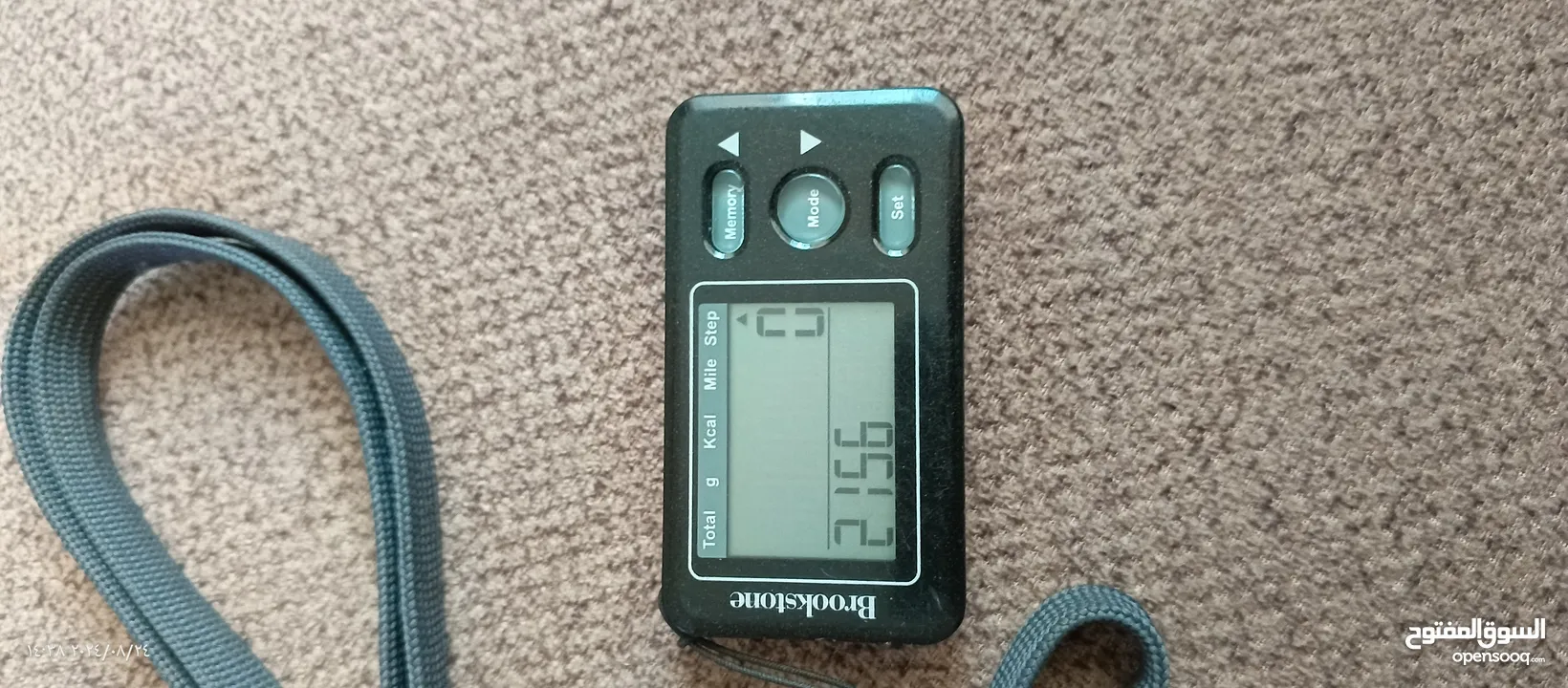 شاحن وبطارية go pro مع Brookstone Smar Step Pedometer black