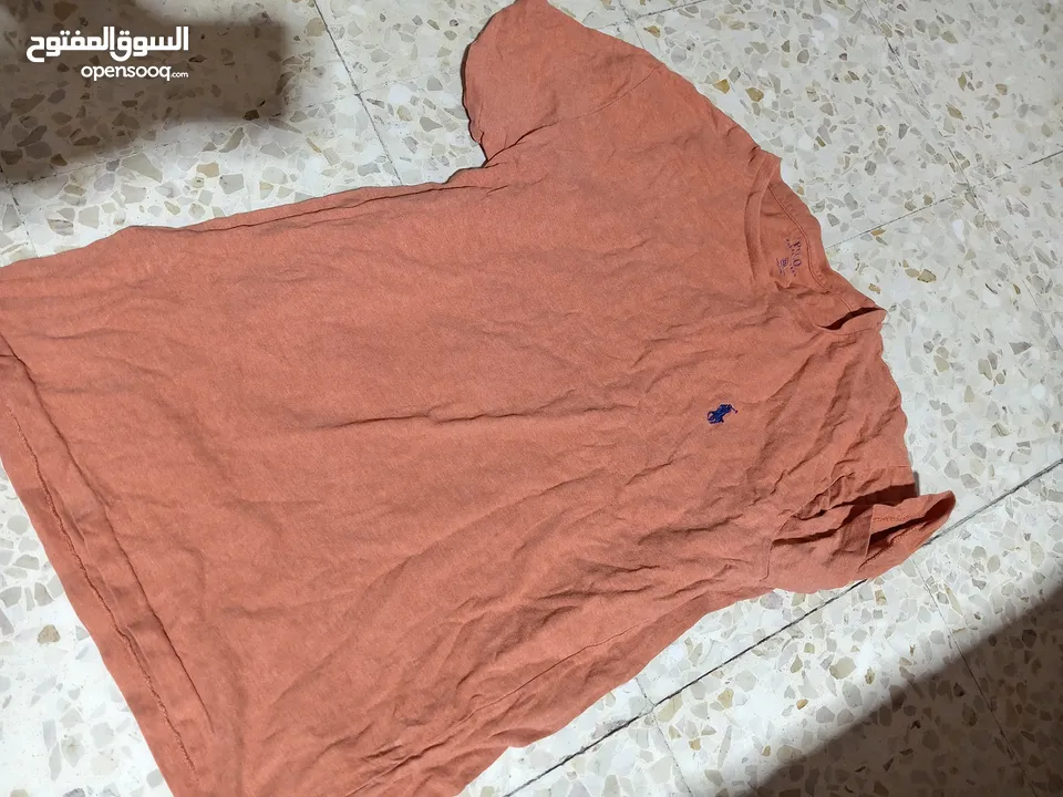 بلايز بناتي ستاتي ميديو و لارج و إكس لارج  جديد غير مستعمل تعتبر شروة أكثر من 50 بلوزة