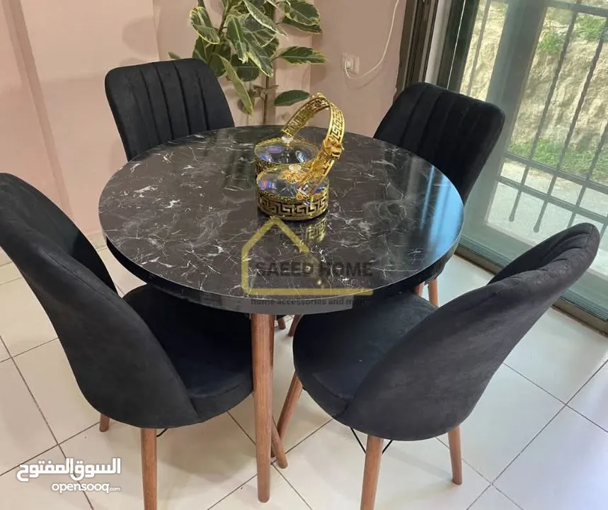 طاولة سفرة دائرية مع 4 كراسي سطح الطاولة خشب ملبس فورمايكا – مقاوم للخدوش وسهل التنظيف