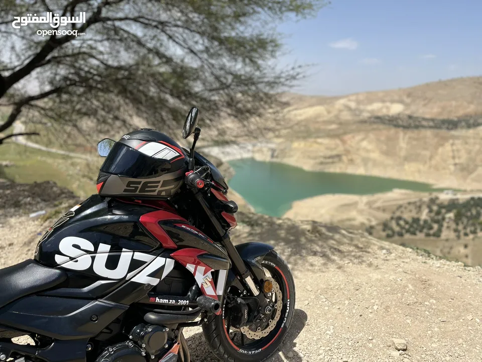 Suzukl Gsx.s 750