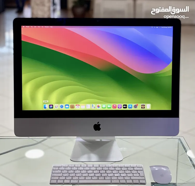 Apple iMac (21.5-inch, Mid 2015) 8GB, 1TB HDD Clean Condition Like New