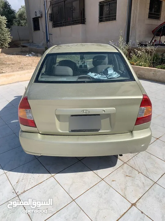 هيونداي فيرنا موديل 2000