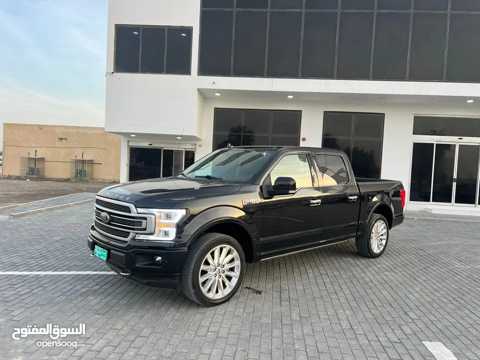 فورد F-150  لمتد فول ابشن حادث بسيط