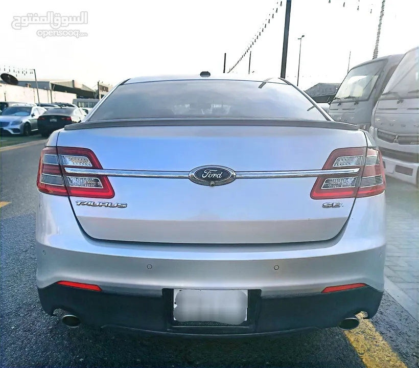 FORD Taurus Full option Model 2013 GCC spec