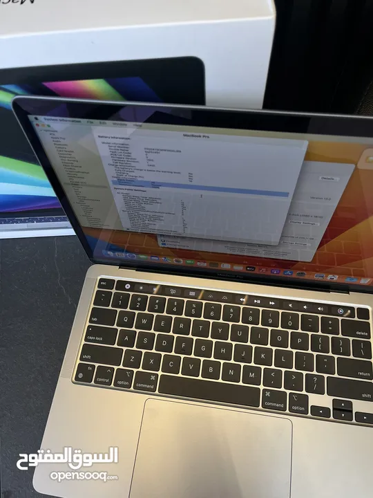 Macbook pro m2 256 8GB مستعمل بحالة الوكالة