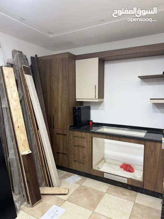 مطبخ جديد غير مستخدم  مقاس 3 * 3 من دون الرخامات