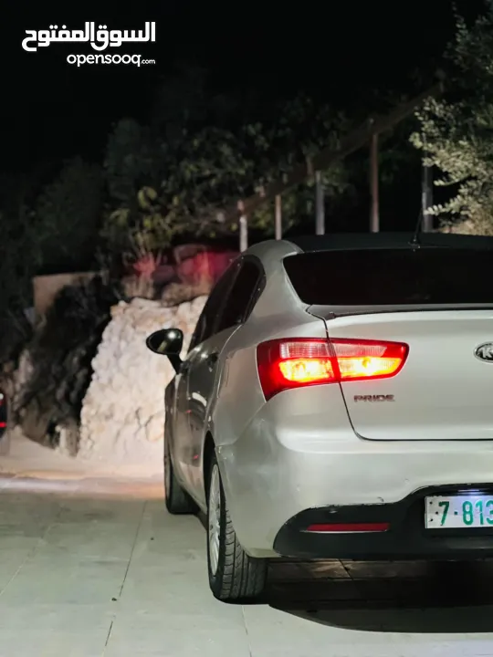 كيا برايد 2013اصل برايفت مطور 1400 بنزين السيارة منفوضة بالكامل ولا ناقصها برغي اقتصادية اوتوماتك