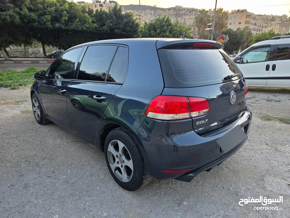 خالد اسماعيل