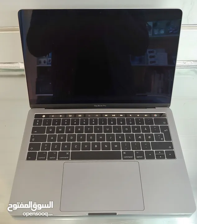 MacBook Pro 13 Touch Bar 2017 i5 8GB Ram 256GB SSD لابتوب ابل