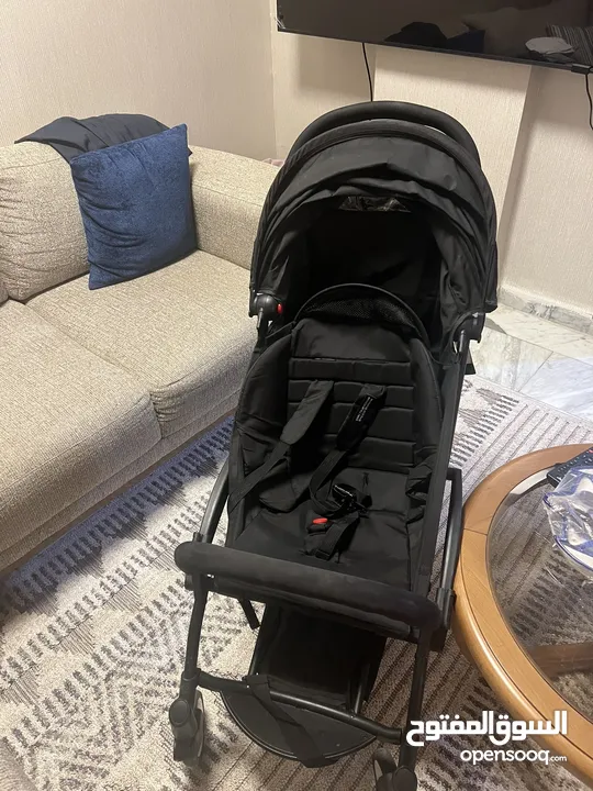 عرباية baby yoya  تصلح للطياره