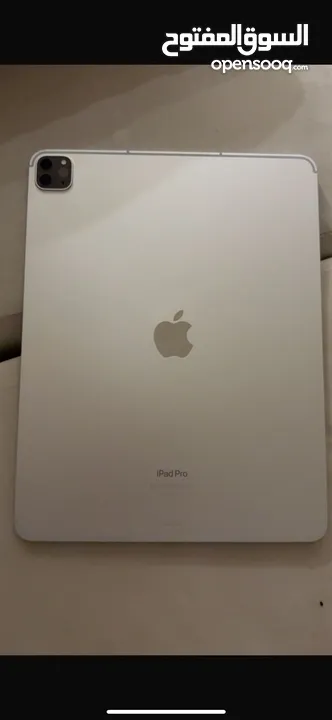 ipad Pro 12.9-inch (6th Generation) Wifi+Cellularللبيع ايباد ب احسن جودة واستعمال ممتاز اقل من سنة