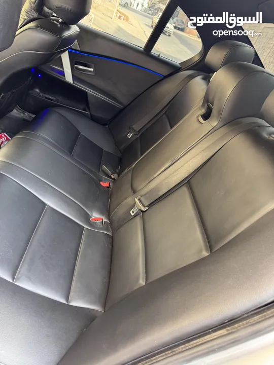 الفئة الخامسةi525 Bmw