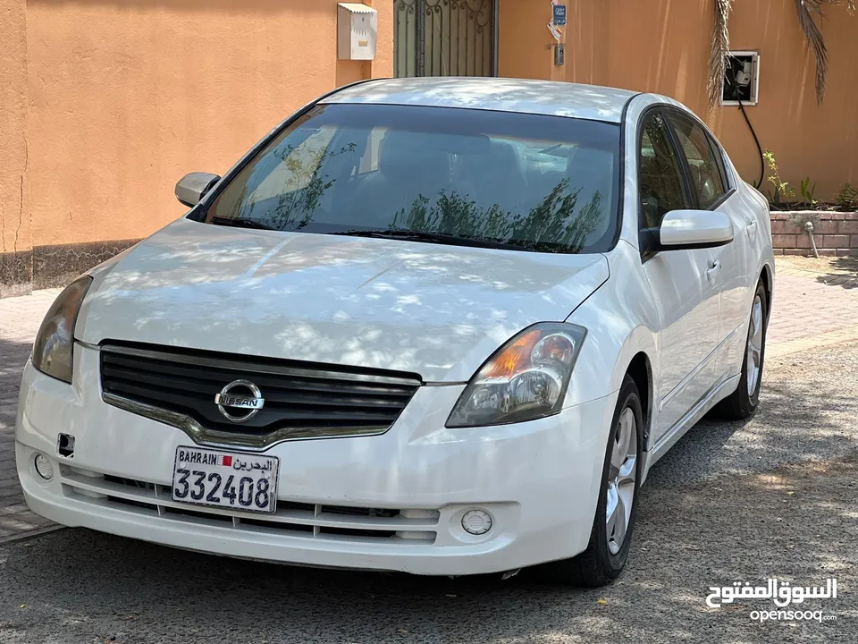 urgent sale Nissan Altima 2008