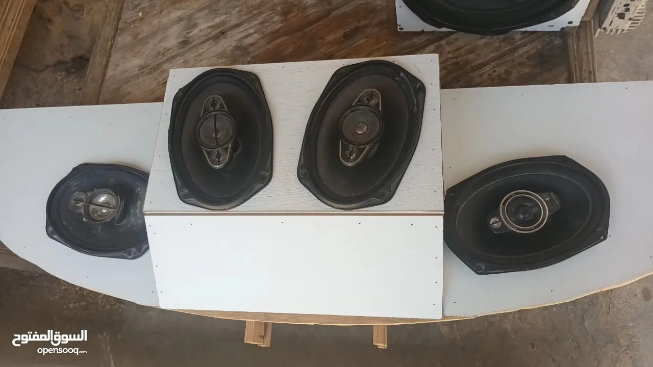 سستم للبيع عباره عن زلزال  قوي جدا جدا  بسعر حرق الحرق  صب كينود 1000w ارمسك 200w جهاز بوشم 4 سمعات