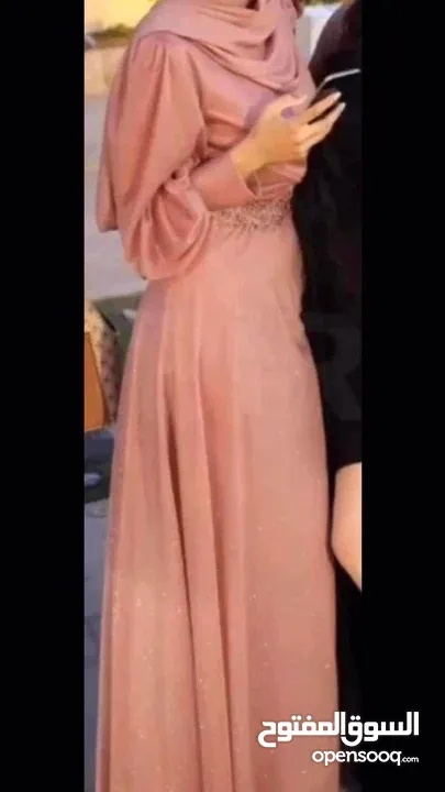 فساتين وملابس سهرة