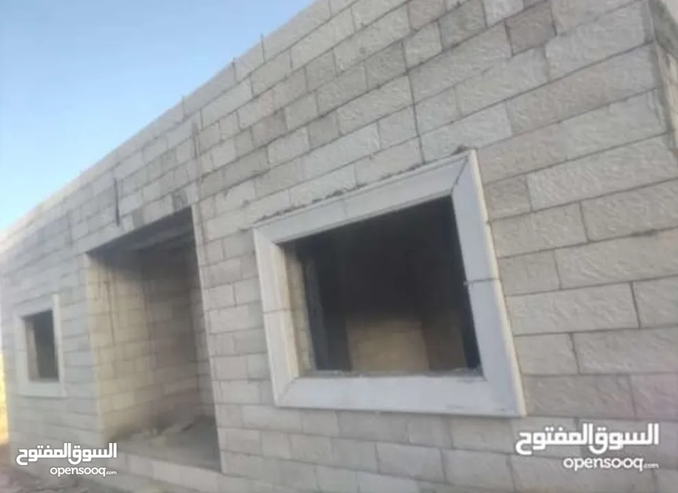 بيت مستقل للبيع في شومر بسعر مغري جدا