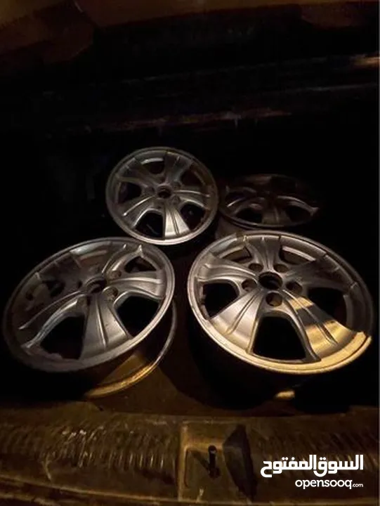 Alloy wheels R16
