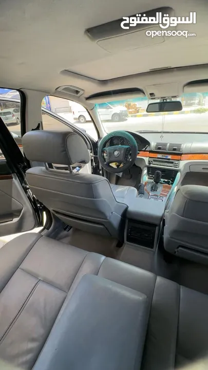 BMW موديل 1999 دب