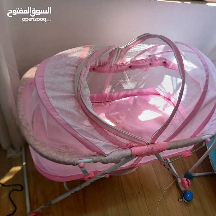 تخت بيبي حديث ولادة نع هزاز