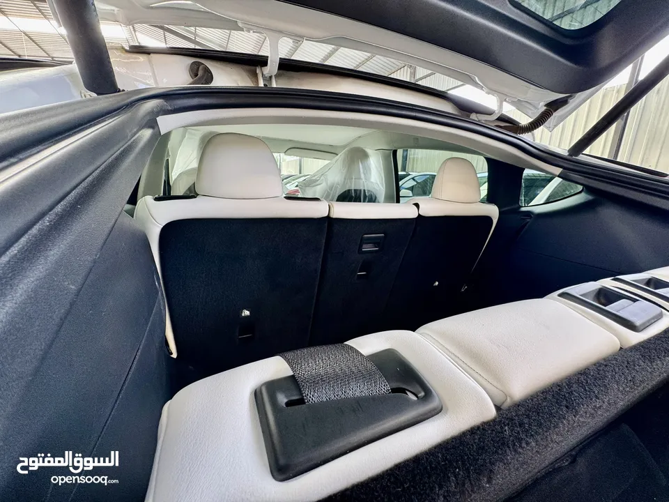 Tesla Model Y 2022 ( LONG RANGE DUAL MOTOR )  فحص الشريف  7 جيد  ، B+ اوتوسكور ايرباج مغلق غير مفتوح