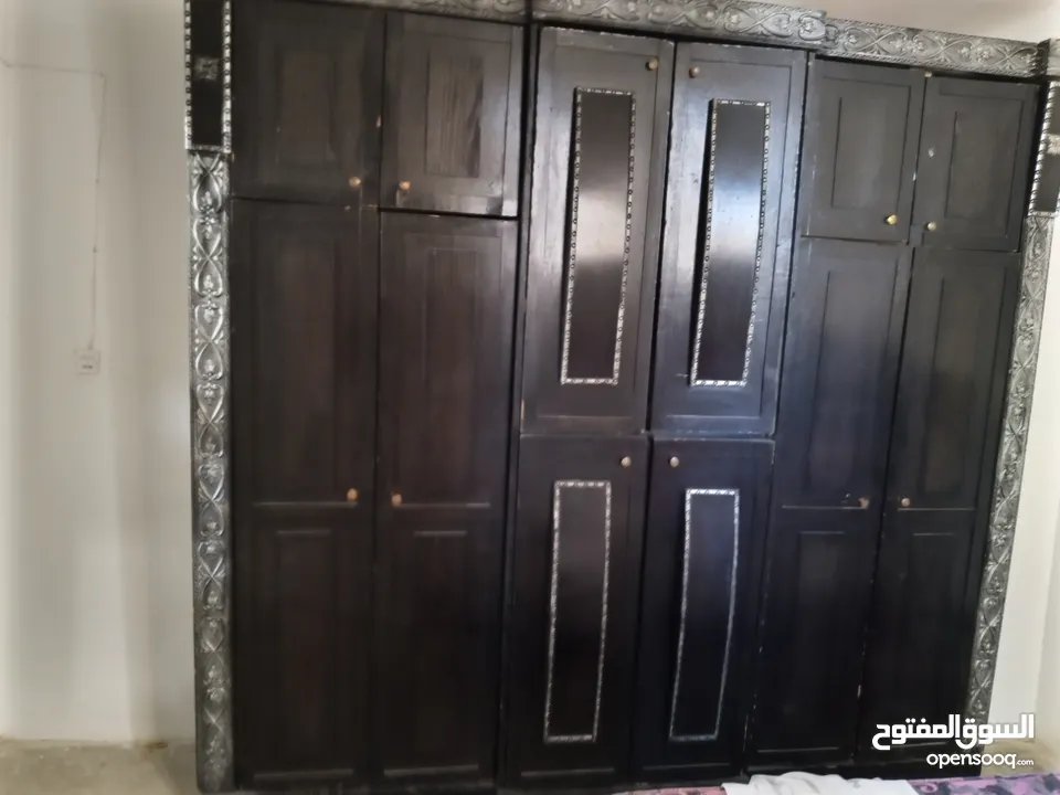 خزانه طابقين بحاله جيده