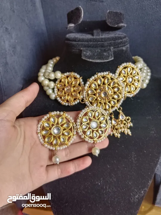 مجوهرات جميلة متوفرة في عمان