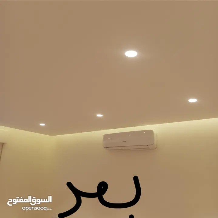 محمد المصرى  عمل جميع انواع الدهانات والديكورات الحديثه ومعالجة الرطوبه