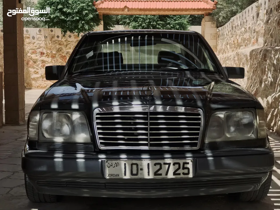 مرسيدس بنز E300 موديل 1989 محدثه